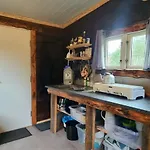 Hjortebu I Naturskjonne Omgivelser *
