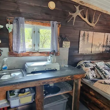 Hjortebu I Naturskjonne Omgivelser Кемпинг *