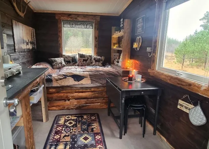 Hjortebu I Naturskjonne Omgivelser Kemping *